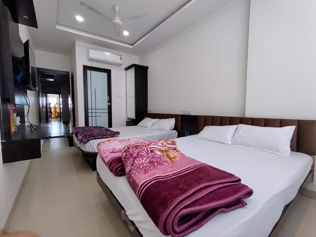 Hotel Jyoti Shree Удджайн Экстерьер фото